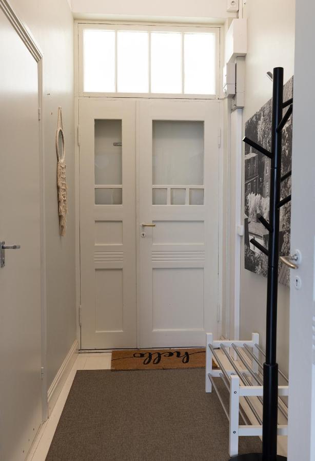 2Ndhomes Bright & Modern 1Br Home In Ullanlinna ヘルシンキ エクステリア 写真