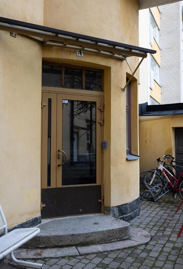 2Ndhomes Bright & Modern 1Br Home In Ullanlinna ヘルシンキ エクステリア 写真