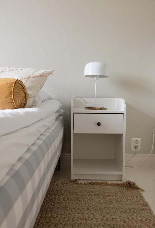 2Ndhomes Bright & Modern 1Br Home In Ullanlinna ヘルシンキ エクステリア 写真